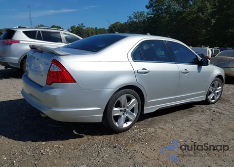 2012 Ford Fusion Sport z USA, uszkodzony, nr VIN 3FAHP0KC4CR173486